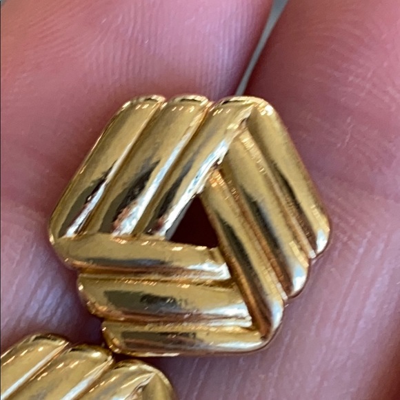 Vintage Gold Geometric Stud Earrings - Picture 2 of 7